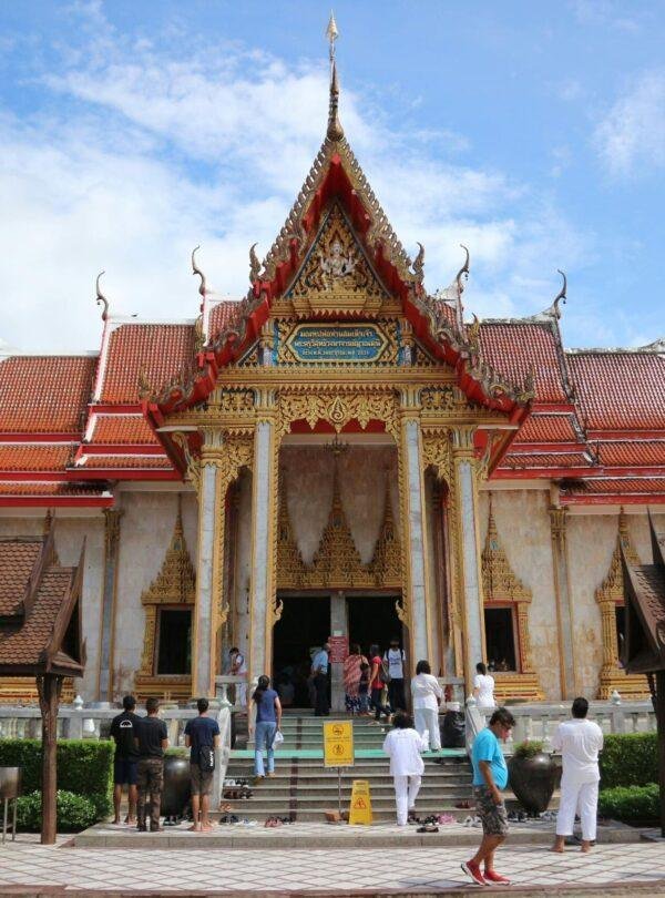 Tiger Cave Temple (Wat Tham Suea) in Krabi Thailand with golden Buddha and jungle views