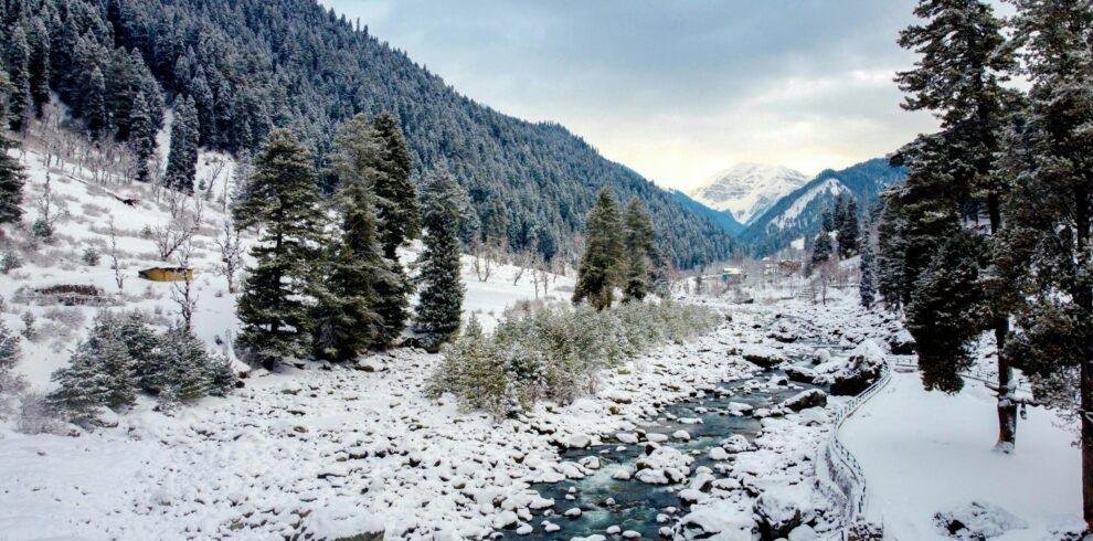 Scenic Sindh River flowing through Sonamarg riverbank with Himalayan mountains in Jammu & Kashmir, India